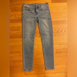 American Eagle women’s super stretch jeggings